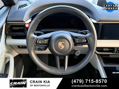 2024 Porsche Macan Electric 4 - AWD / PANORAMIC SUNROOF / ONE OWNER