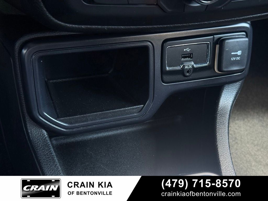 2018 Jeep Renegade Latitude - LOW MILES!