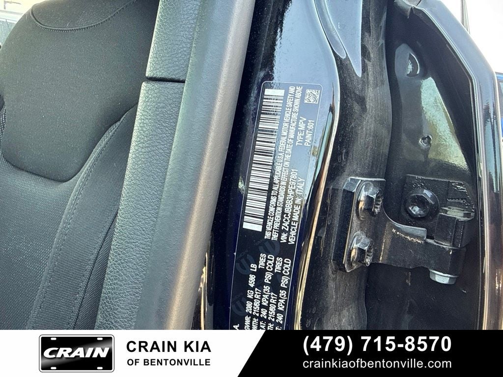 2017 Jeep Renegade Latitude - 4WD / CLEAN CARFAX / DUAL SUNROOF