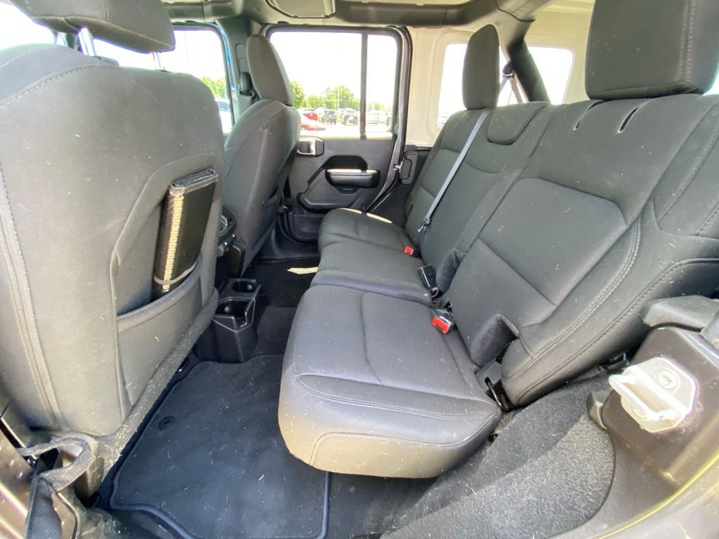 2019 Jeep Wrangler Unlimited Sport S CLEAN CARFAX / 4X4