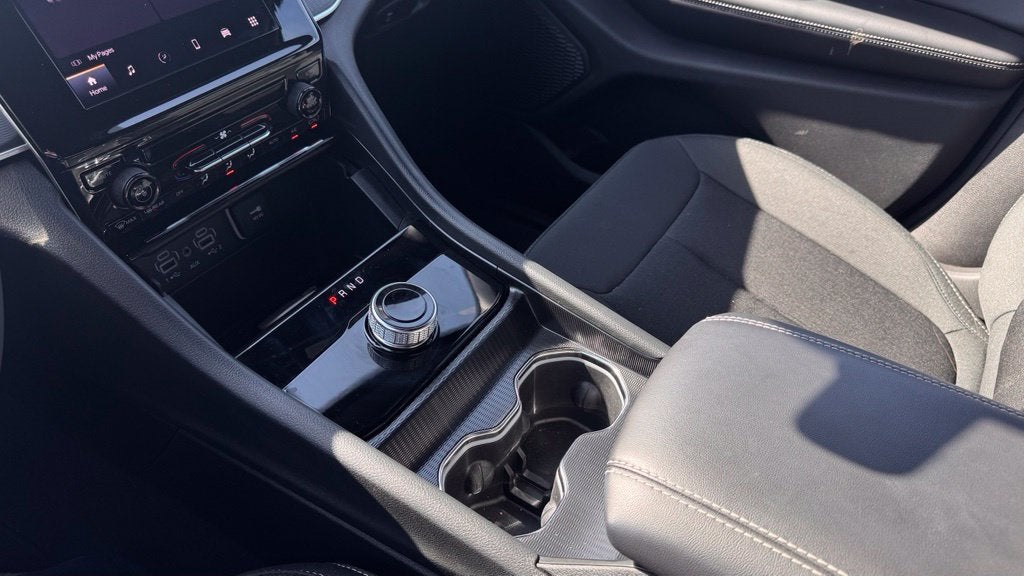 2026 Jeep Grand Cherokee Laredo 4X4
