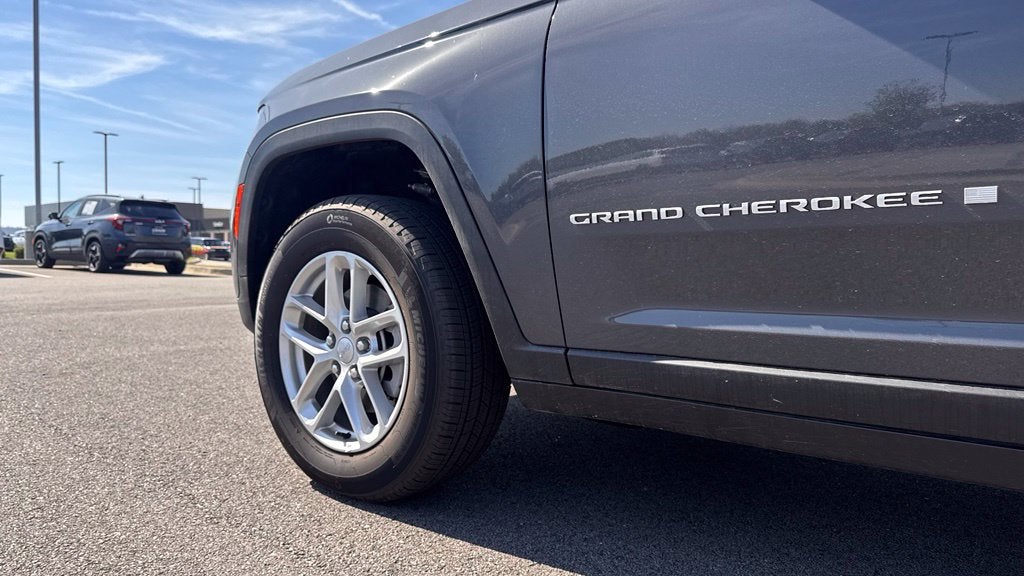 2026 Jeep Grand Cherokee Laredo 4X4