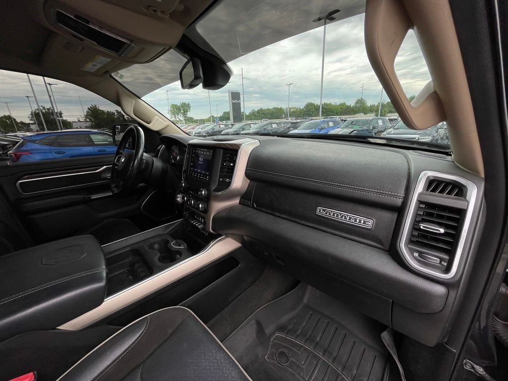 2020 RAM 1500 Laramie 4X4 / COOLED SEATS / CLEAN CARFAX