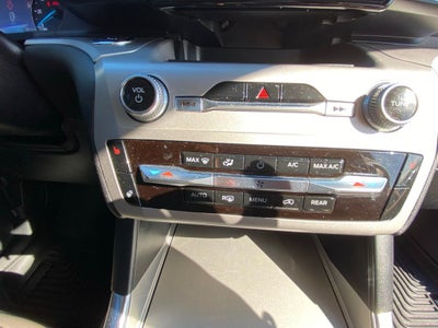 2022 Ford Explorer XLT ONE OWNER