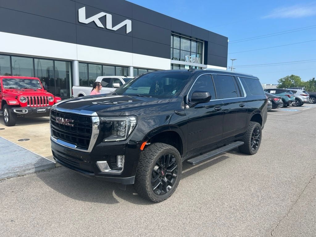 2022 GMC Yukon XL SLE 4X4 / CLEAN CARFAX
