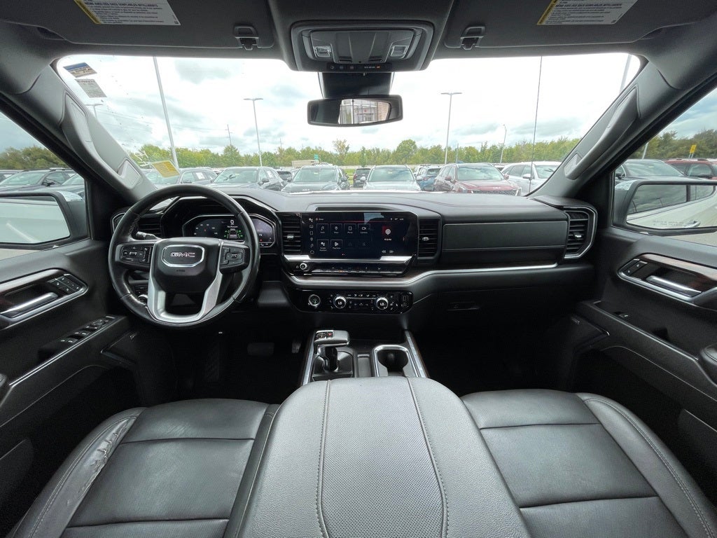 2023 GMC Sierra 1500 SLT ONE OWNER / BOSE AUDIO / HEATED SEATS