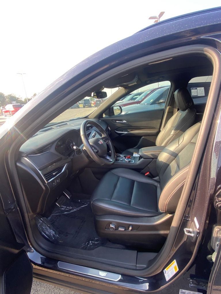 2023 Cadillac XT4 Sport