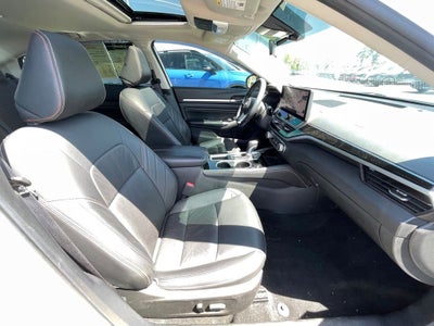 2023 Nissan Altima 2.5 SR MOONROOF / HEATED SEATS