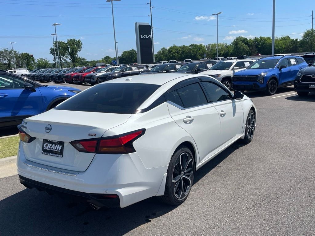 2023 Nissan Altima 2.5 SR MOONROOF / HEATED SEATS