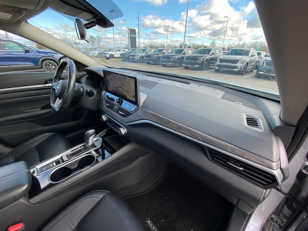 2023 Nissan Altima 2.5 SL BOSE AUDIO / NAV / HEATED SEATS