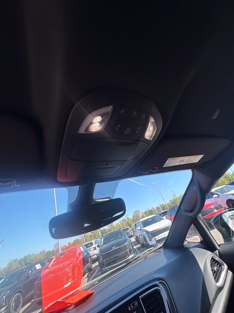 2025 Chrysler Pacifica Select HEATED SEATS / BACK UP CAM