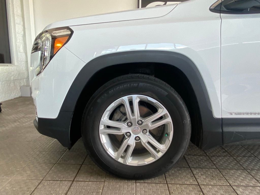 2023 GMC Terrain SLE ONE OWNER / CLEAN CARFAX