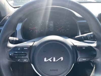 2022 Kia Rio LX ONE OWNER / CLEAN CARFAX