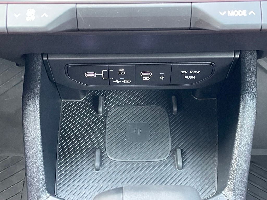 2025 Kia K4 GT-Line RED INTERIOR PACK / HEATED SEATS / COOLED SEATS /