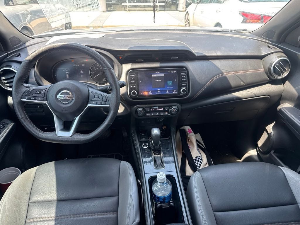 2021 Nissan Kicks SR