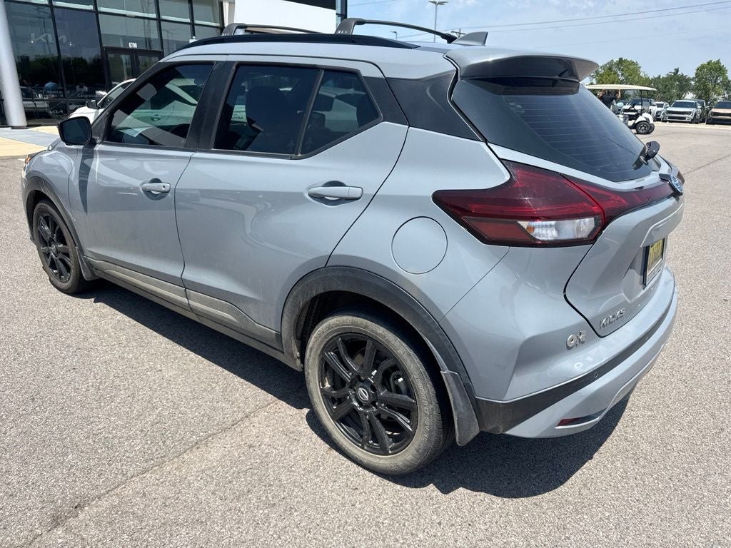 2021 Nissan Kicks SR