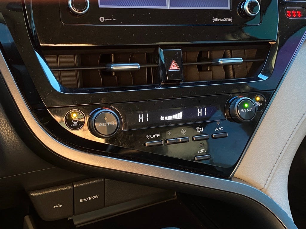 2023 Toyota Camry SE Nightshade / POWER SEAT