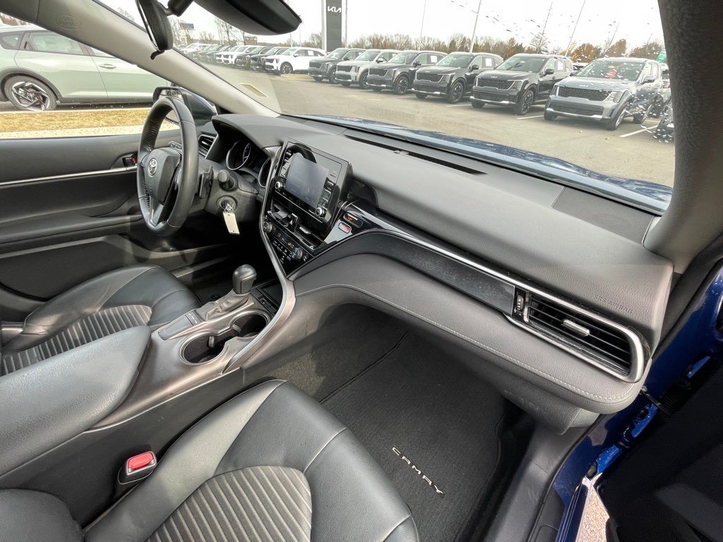 2024 Toyota Camry SE ONE OWNER