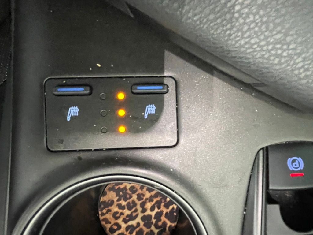 2022 Toyota Camry XSE HEATED SEATS / LEATHER / MOONROOF