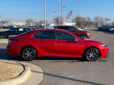 2021 Toyota Camry SE