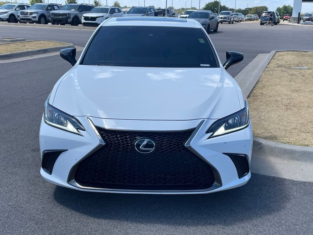 2021 Lexus ES 350 F Sport MOONROOF / HEATED SEATS / NAV