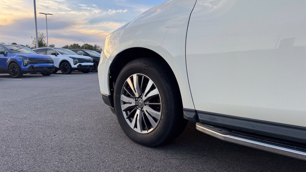 2020 Nissan Pathfinder SL