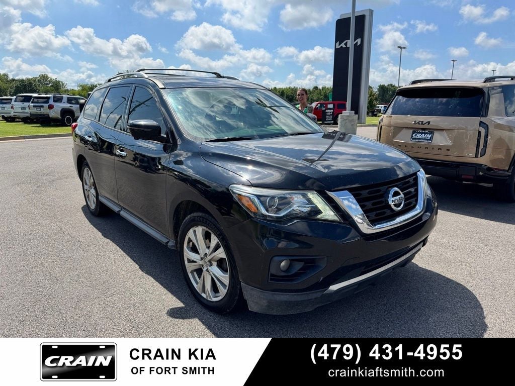 2018 Nissan Pathfinder SL