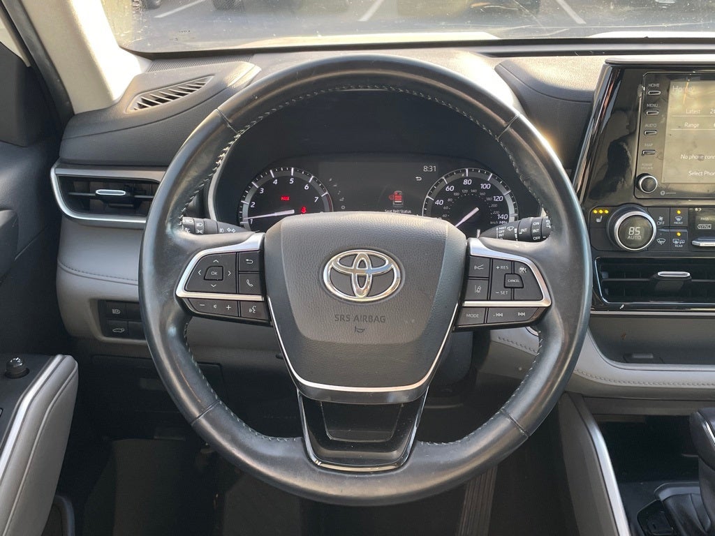 2021 Toyota Highlander XLE HEATED SEATS / POWER LIFTGATE