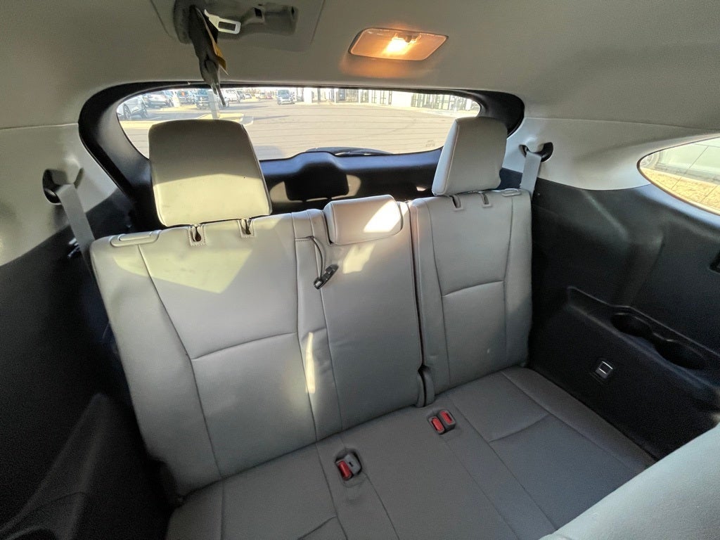 2021 Toyota Highlander XLE HEATED SEATS / POWER LIFTGATE