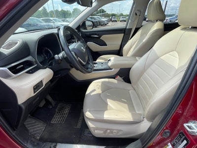 2023 Toyota Highlander Hybrid XLE