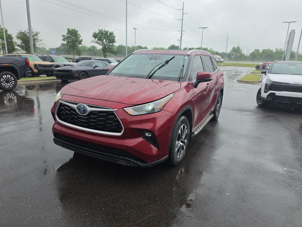 2023 Toyota Highlander Hybrid XLE