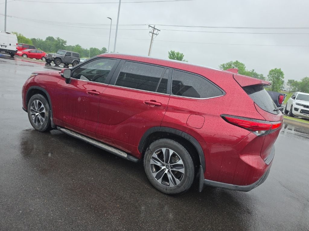 2023 Toyota Highlander Hybrid XLE