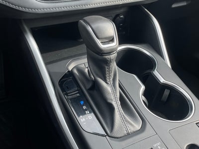 2024 Toyota Highlander LE SUNROOF / CAPT CHAIRS / 3RD ROW