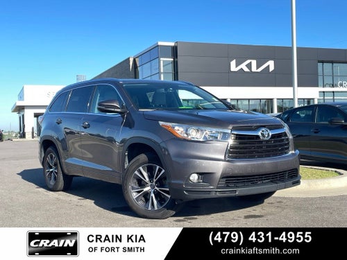 2016 Toyota Highlander XLE V6 HEATED SEATS / NAV
