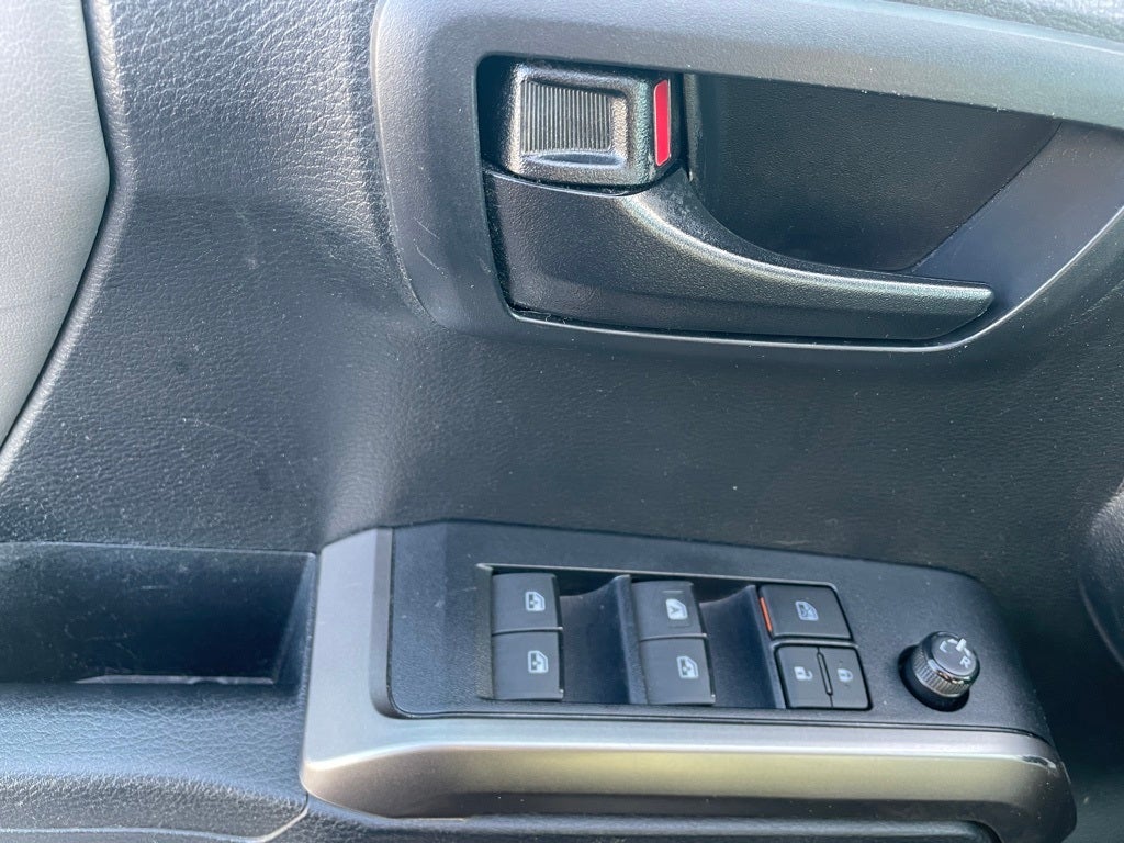 2019 Toyota Tacoma SR5 V6