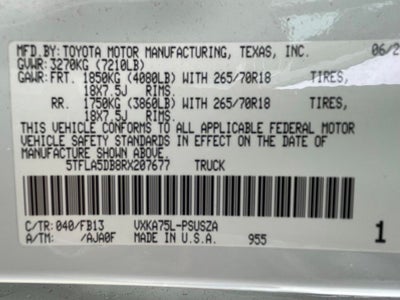 2024 Toyota Tundra SR5 4X4 / ONE OWNER / CLEAN CARFAX