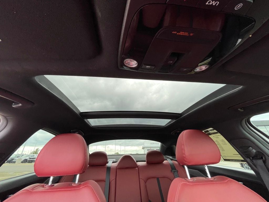 2022 Kia K5 GT-Line ONE OWNER / AWD / MOONROOF