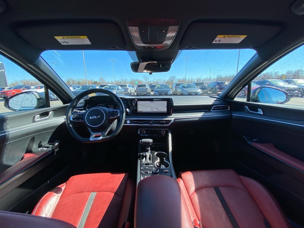 2024 Kia K5 GT-Line ONE OWNER / HEATED SEATS / AWD