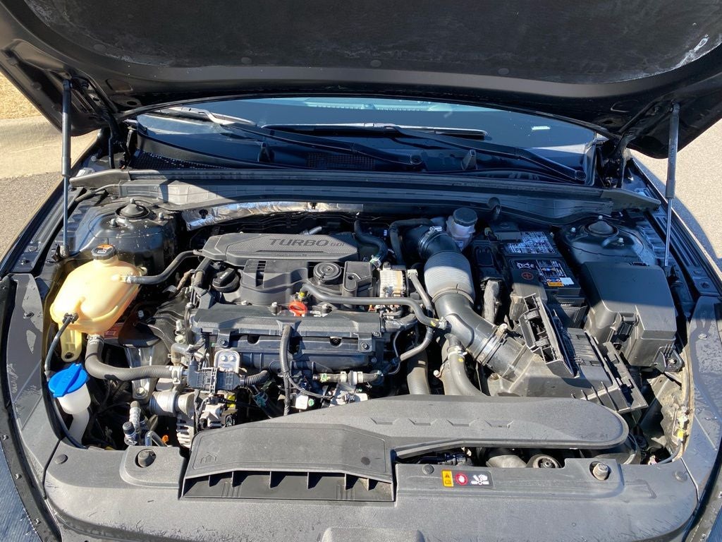 2024 Kia K5 GT-Line ONE OWNER / HEATED SEATS / AWD