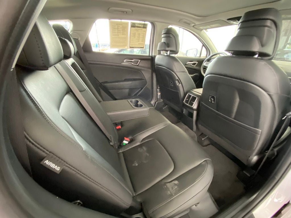 2025 Kia Sportage EX SUNROOF / NAV / HEATED SEATS