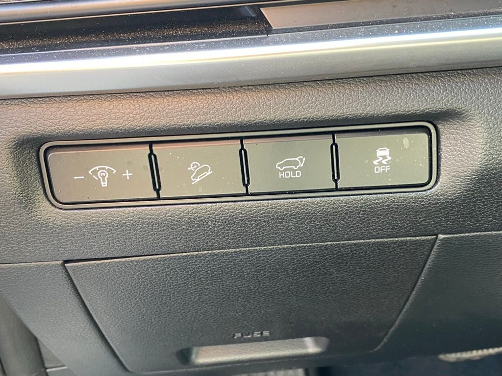 2025 Kia Telluride S HEATED SEATS / NAV
