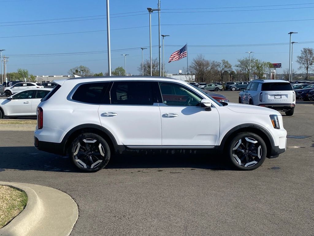 2025 Kia Telluride S HEATED SEATS / NAV