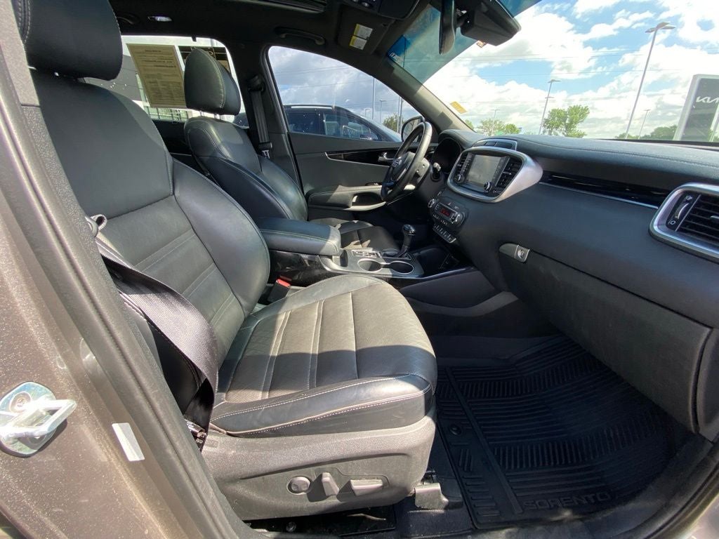 2019 Kia Sorento SX Limited MOONROOF / LEATHER