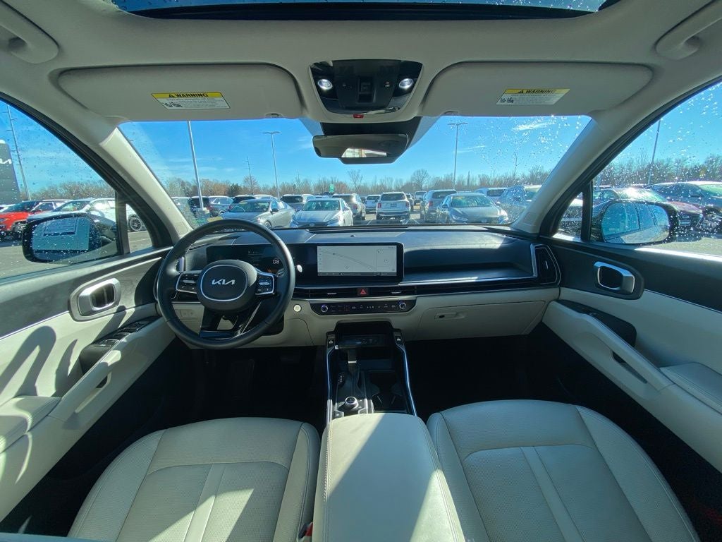 2025 Kia Sorento X-Line EX AWD / MOONROOF / HEATED SEATS