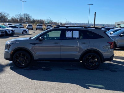 2025 Kia Sorento X-Line EX AWD / MOONROOF / HEATED SEATS
