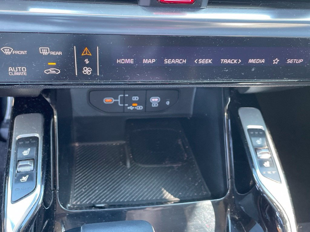 2025 Kia Sorento SX MOONROOF / LEATHER / 3RD ROW