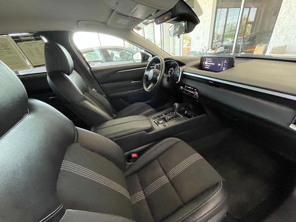 2025 Mazda Mazda CX-50 2.5 S Preferred Package HEATED SEATS / ONE OWNER / AWD