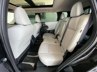2024 Mitsubishi Outlander SEL HEATED SEATS / POWER LIFT GATE