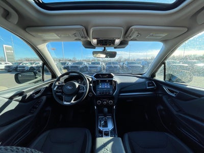 2024 Subaru Forester Premium MOONROOF / HEATED SEATS / AWD