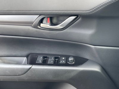 2025 Mazda Mazda CX-5 2.5 S Preferred Package MOONROOF / AWD / HEATED SEATS